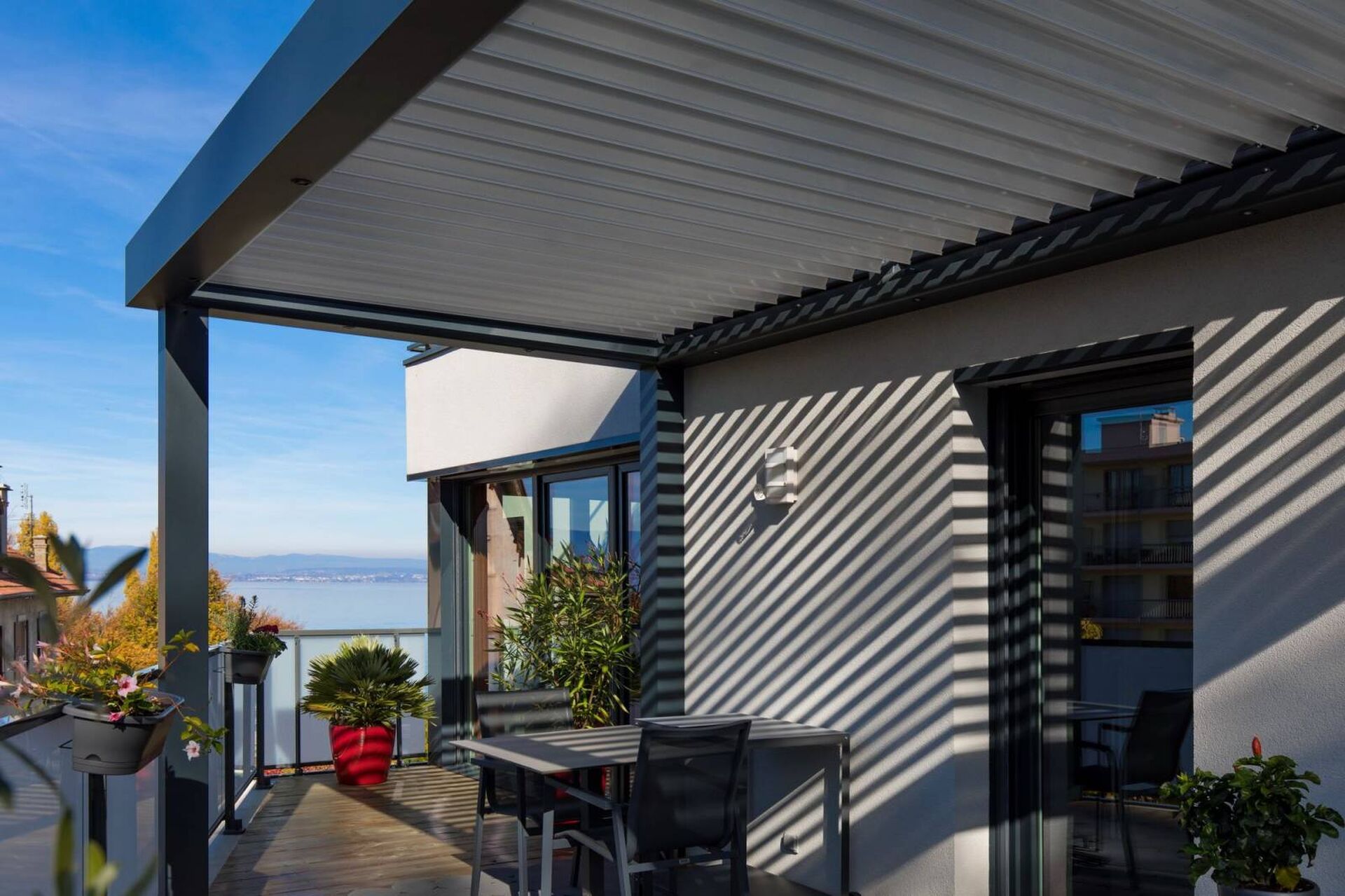pergolas-bioclimatique-aix-en-provence-morenove-pergolas adossé