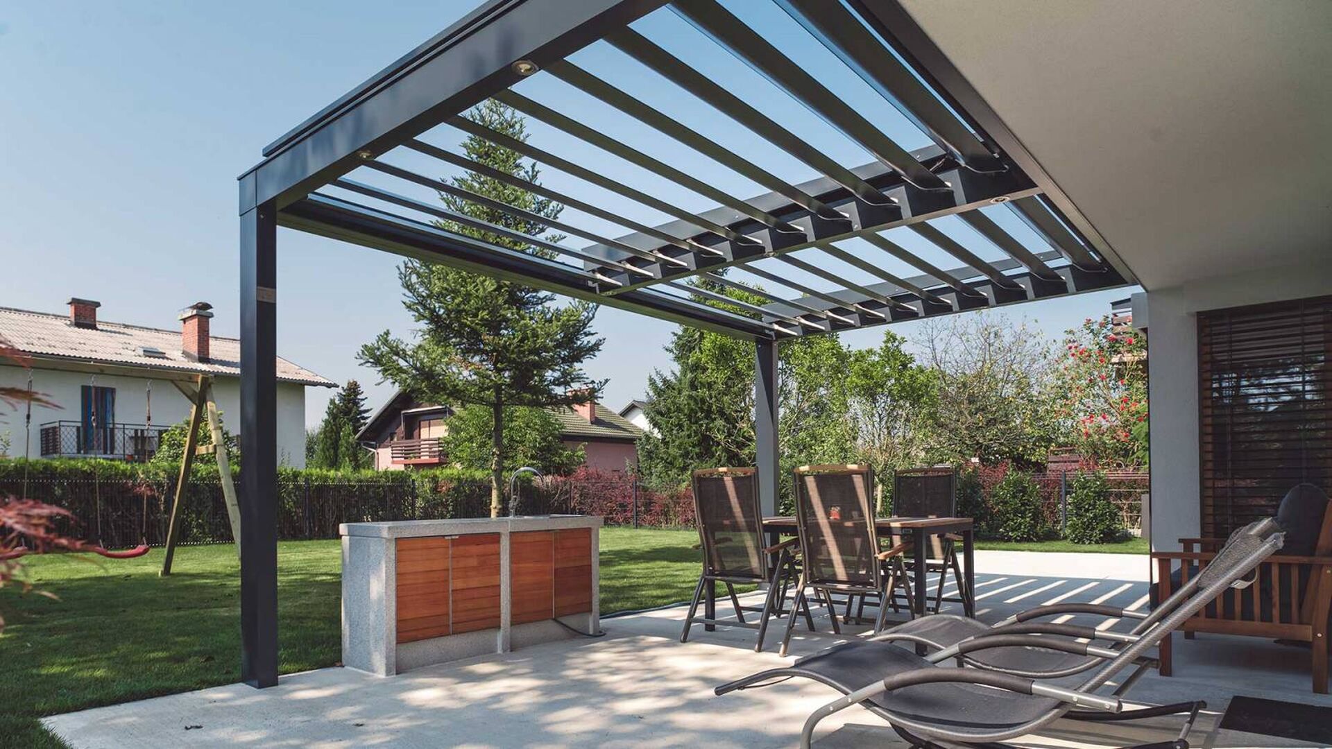 pergolas-bioclimatique-luynes-morenove-pergolas-aluminium